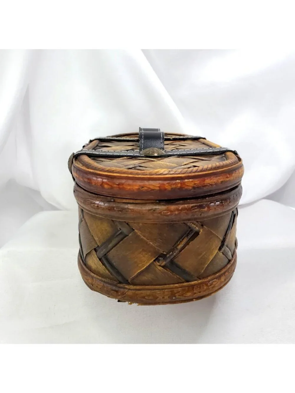 Vintage Wooden Woven Storage Basket With Leather Straps & Metal Accents 10